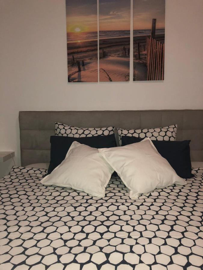 Apartment Antonija Povile Buitenkant foto